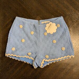 Boutique Baby Blue Dressy Shorts w/ Pearl Scallop Trim - NWT, Size M